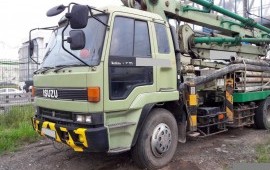 Автобетононасос ISUZU уст. KYOKUTO 26м.Поршневой.
