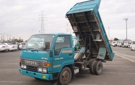 Самосвал Toyota Dyna