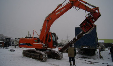 Вибропогружатель на базе экскаватора Hitachi ZX200
