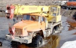 Автокран Урал вездеход 16т