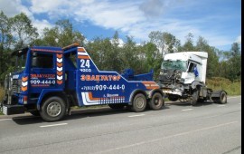 Грузовой эвакуатор Volvo FM 12