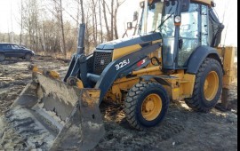 Экскаватор-погрузчик John deere 325, case 580, CAT
