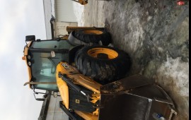 Экскаватор погрузчик JCB