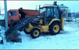 Услуги Экскаватора-погрузчика Volvo BL61