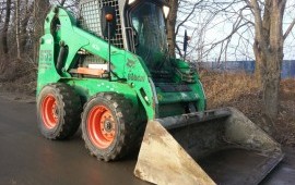 Услуга минипогрузчика BOBCAT S-175
