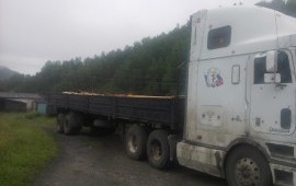 Ищу груза шаланда 12 метров борт