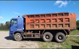Самосвал трёхосный, кузов 21куб.м, 30 тонн.