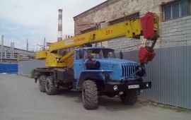 Автокран УРАЛ 25 т, вездеход