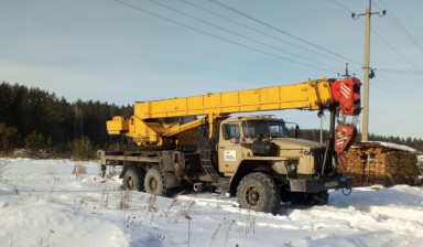 Клёвый автокран в Новоуткинске