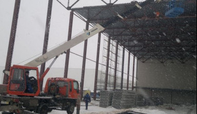Автокран 5 тонн в Черноисточинске