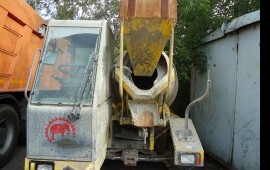 Автобетоносмеситель.