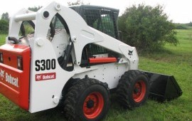 Аренда мини-погрузчика Bobcat S300