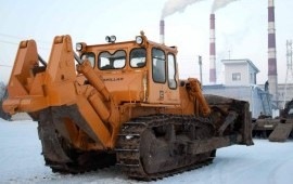 Тяжелый бульдозер