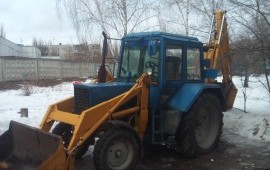 Услуги экскаватора -погрузчика