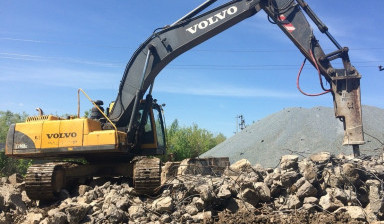 Гидромолот на базе гусеничного экскав-раVolvo 290