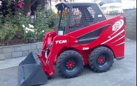 Мини погрузчик TCM 709