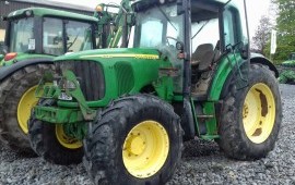 Трактор John Deere