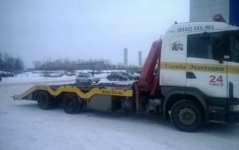 Грузовой эвакуатор SCANIA