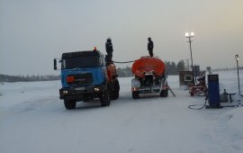 Топливозаправщики вездеход Урал в аренду, услуги