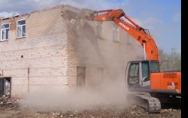 Демонтаж снос строений, разработка котлована