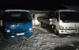 Грузовики