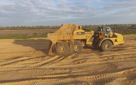 Горизонтальная выгрузка услуги самосвала аренда