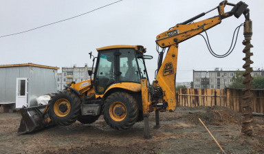 Экскаватор погрузчик в Ачинске