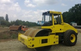 Аренда грунтового катка BOMAG BW 212 D-4