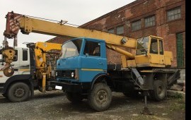 Продам автокран МАЗ 5337