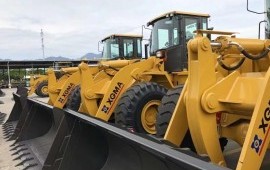 Фронтальный погрузчик услуги спецтехники