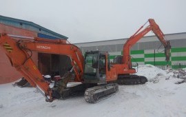 Экскаватор с гидромолотом