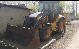 Предлогаем услуги экскаватора погрузчика