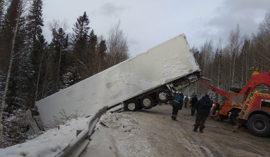 Грузовой эвакуатор услуги 8 (391)2-515-708 заказ