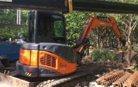 Ямобур мини экскаватор HITACHI,Locust,Caterpillar