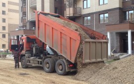 Перевозка сыпучих грузов. Аренда самосвалов до 30т