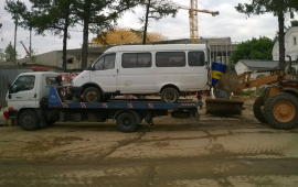 Круглосуточный эвакуатор подача 15-25 мин.