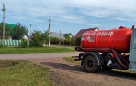 Услуги ассенизатора. Аренда. Откачка септиков.