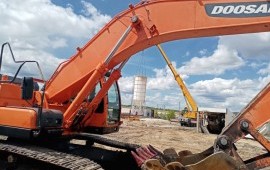 Аренда экскаватора. Услуги. Заказ спецтехники.