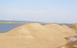 Щебень, песок, ОПГС, чернозем, торф.