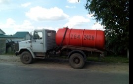 Откачка сливных ям, Ассенизатор услуги.