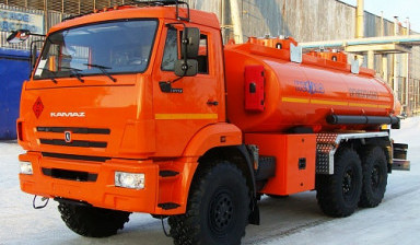 Автоцистерна Нефаз в Березовке