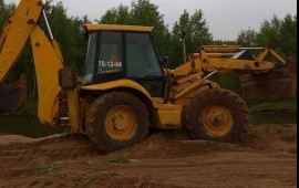Услуги аренда экскаватора погрузчика