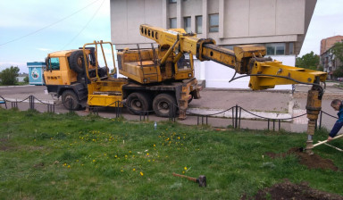 Аренда ямобура. Монтаж винтовых свай.