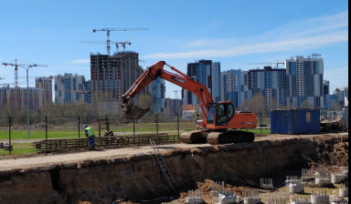 Аренда гусеничного экскаватора. Услуги гидромолот