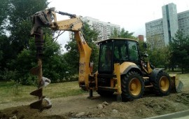 Аренда ямобура JCB