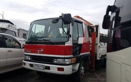 Эвакуатор, грузовик с манипулятором