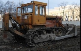 Бульдозер Аренда. Услуги спецтехники.