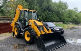 Экскаватор-погрузчик JCB 4CX, гидромолот, ямобур.