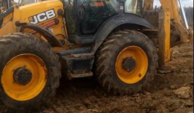 Экскаватор-погрузчик JCB 3CX