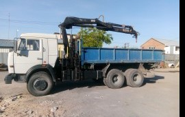 Манипулятор КамАЗ самосвал с грейферным ковшом